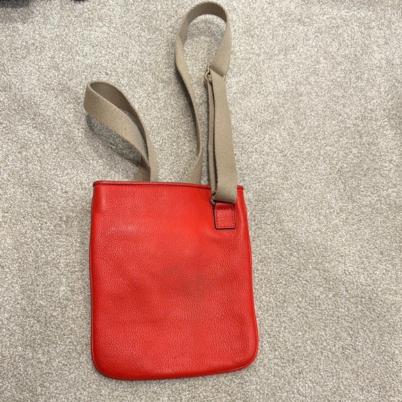 Michael Kors Orange and Tan Crossbody Bag with Gold Emblem - Picture 2 of 6